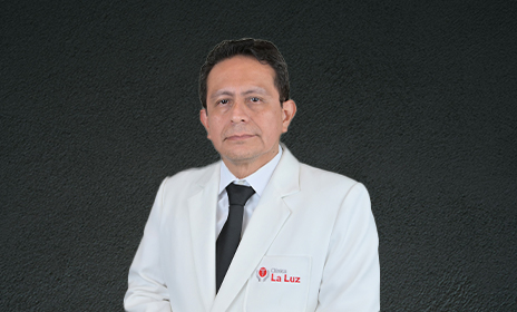 Dr. Carlos Mendoza